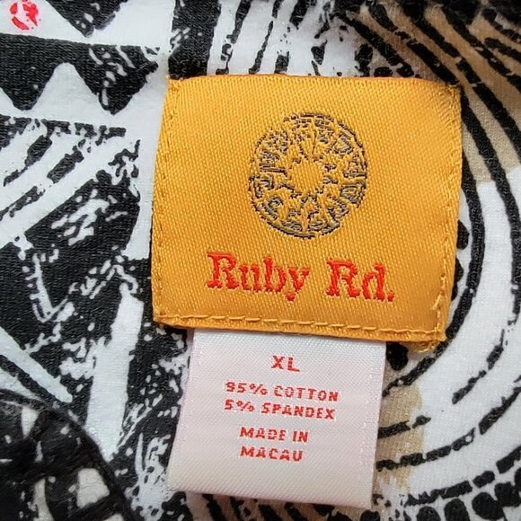 Ruby Rd. graphic print top - sz XL - Picture 3 of 4